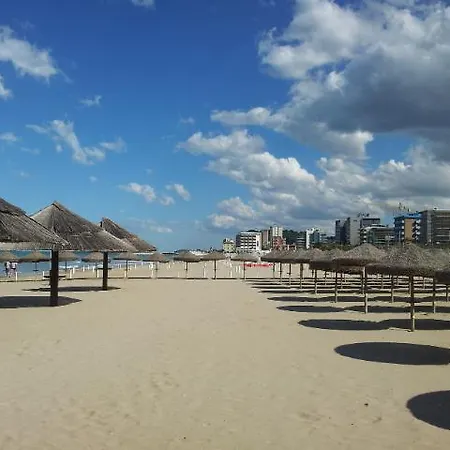 Mare Centro Apartmán *